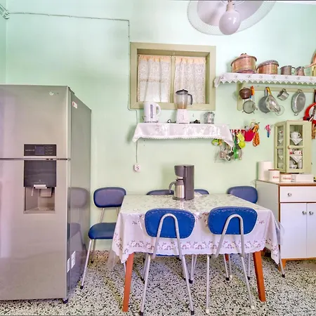 Waterfront House Pedi Vakantiehuis Sými