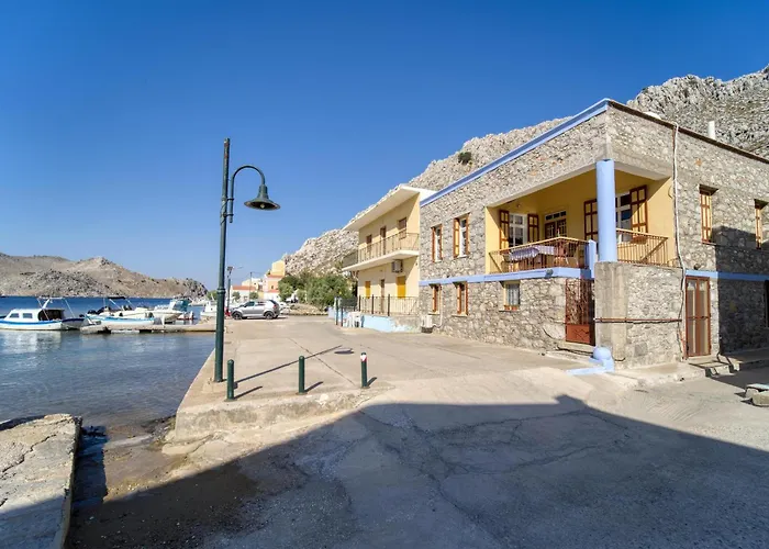 Waterfront House Pedi بيت للعطل سيمي