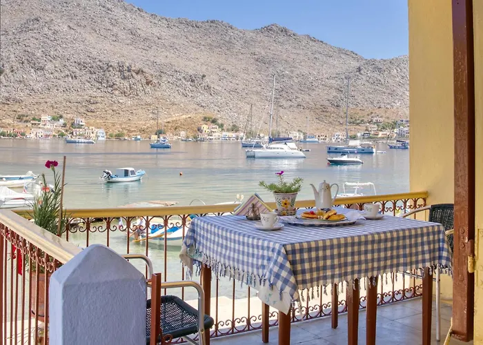 Waterfront House Pedi بيت للعطل *